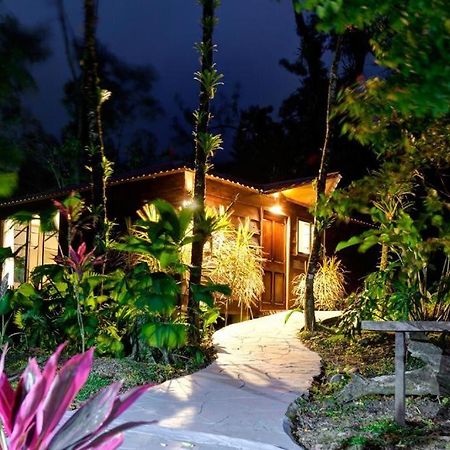 Tropical Suites & Villas La Fortuna Exterior photo