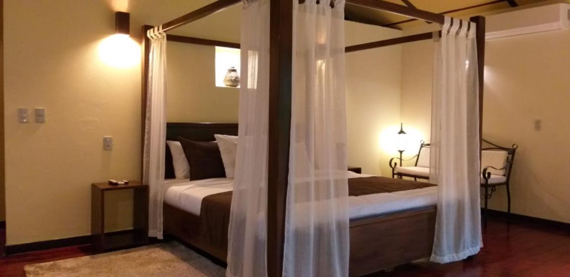 Tropical Suites & Villas La Fortuna Exterior photo