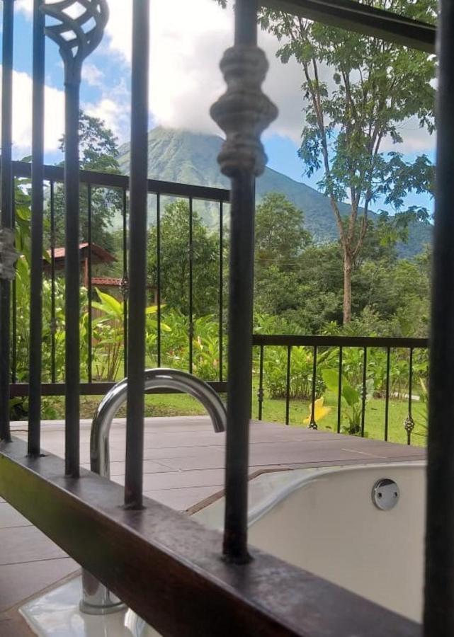 Tropical Suites & Villas La Fortuna Exterior photo